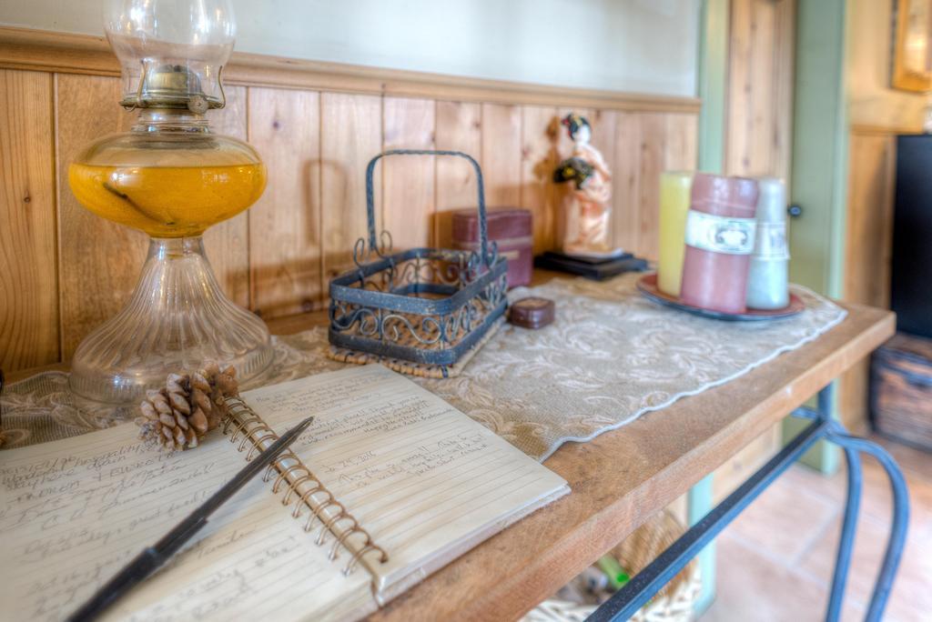 Coleman カントリー エンカウンターズ アコモデーションズ Bed & Breakfast エクステリア 写真