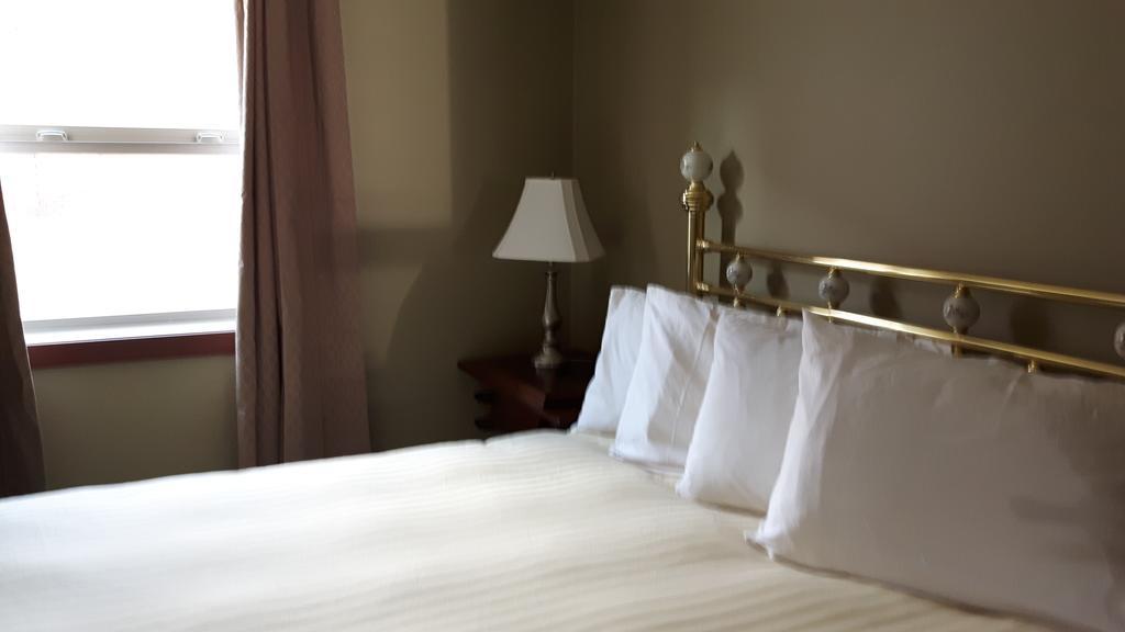 Coleman カントリー エンカウンターズ アコモデーションズ Bed & Breakfast エクステリア 写真