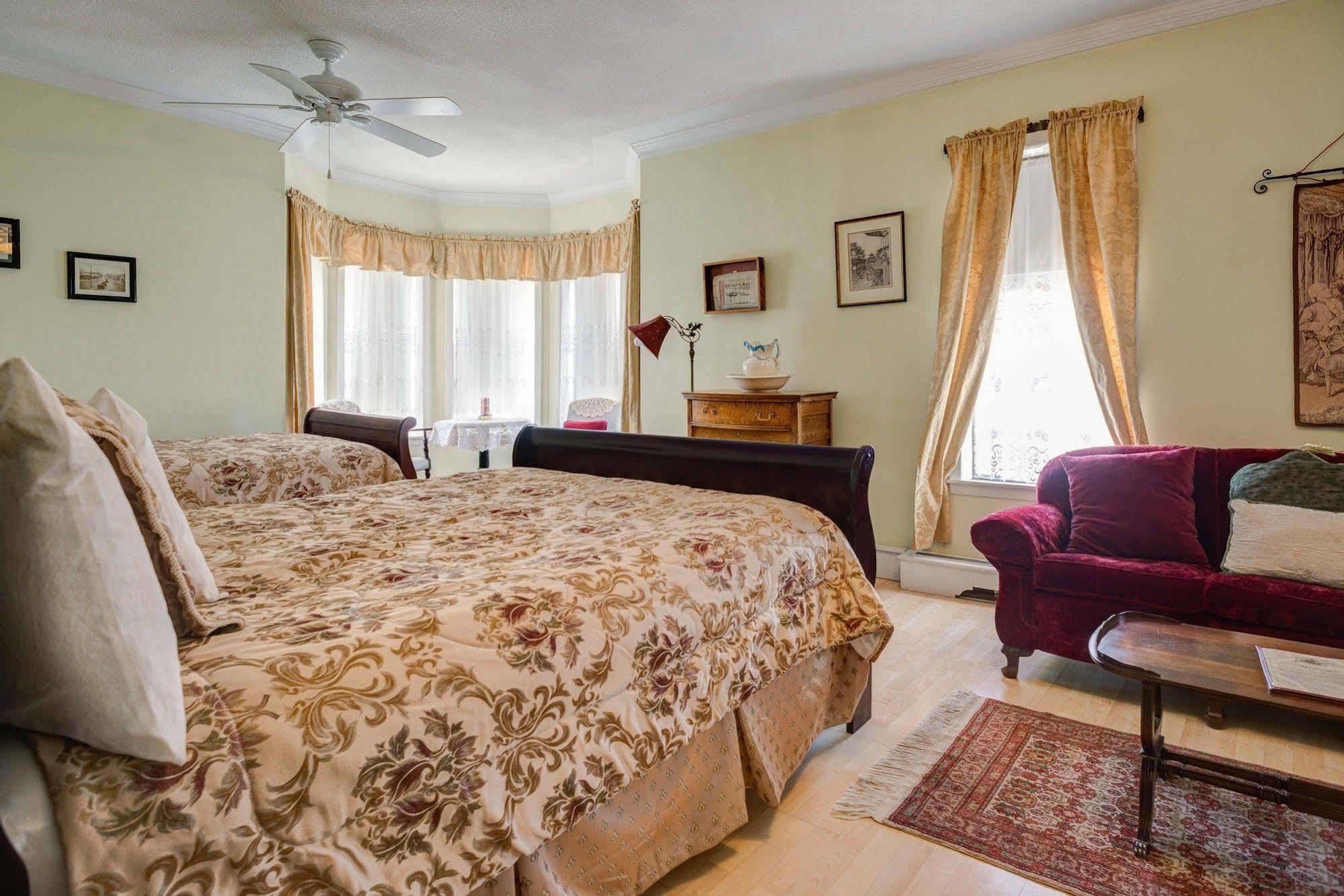 Coleman カントリー エンカウンターズ アコモデーションズ Bed & Breakfast エクステリア 写真